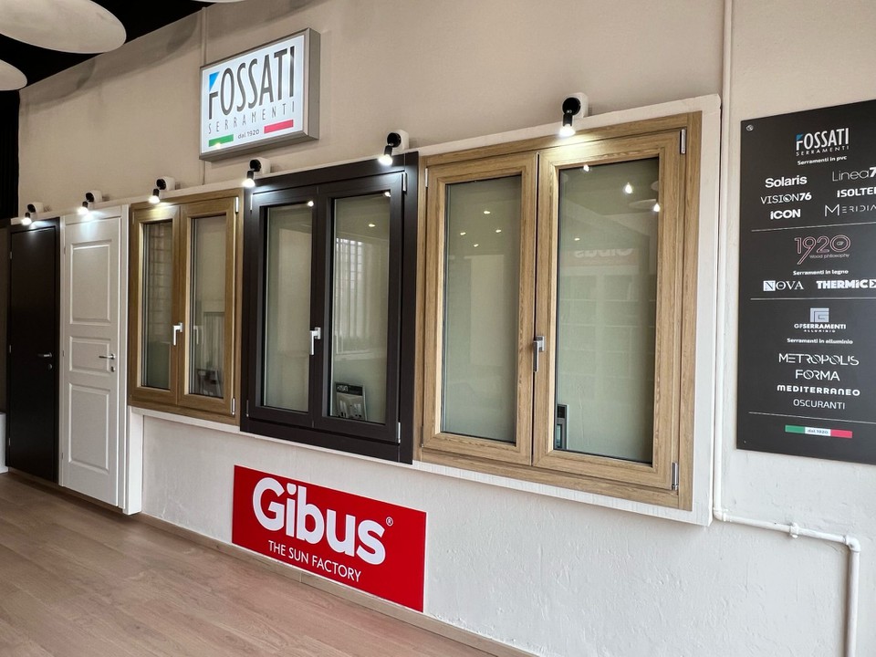 All'interno dello showroom di Stradella (2)